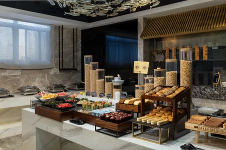 Atour Hotel Changzhou Railway Station South Street Отели в г. Чанчжоу