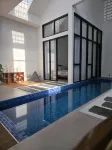 Mai House Jogja - สระว่ายน้ำส่วนตัว