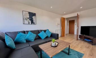 Swan Apartments - by Week2Week