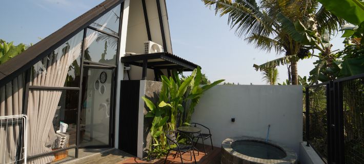 Ubu Villa Coconut Hotels in Ngaglik
