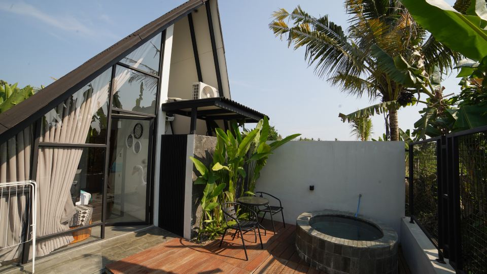 Ubu Villa Coconut