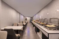 Yuanyangnuoer Smart Hotel (Jinan Railway Station North Square)