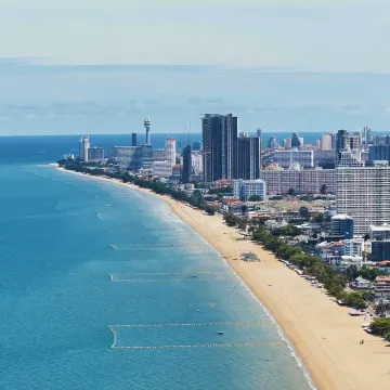 Z8 beach hotel Отели рядом с достопримечательностью «Хат Донгтан»