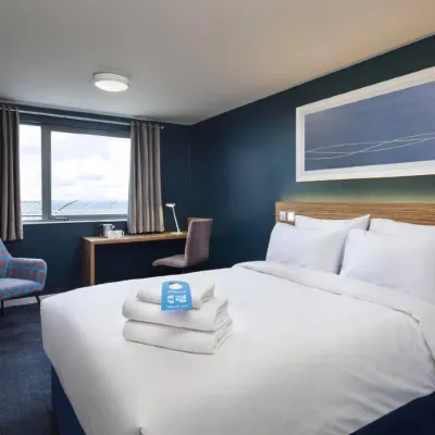 Travelodge London Sidcup Hotels near The Red House