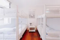 Beach Holiday Apartments - balcony