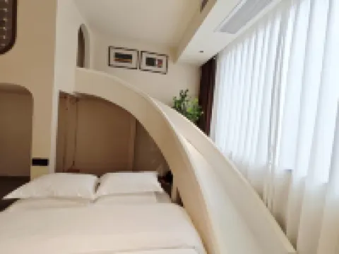 LANLAN・懶懶荘園ホテル（環島路）