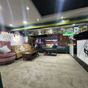SS Grey Hotel Отели рядом с достопримечательностью «${{attraction}}»