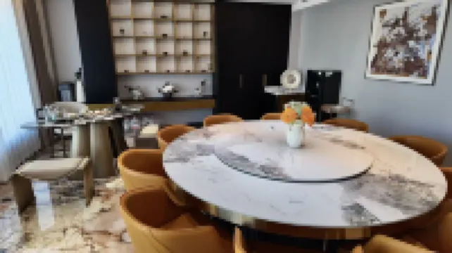 Huating Yijia Smart Choice Hotel