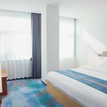 Yueju Light Luxury Homestay