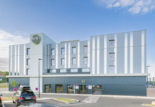 法國普瓦捷機場B&B住宿加早餐酒店