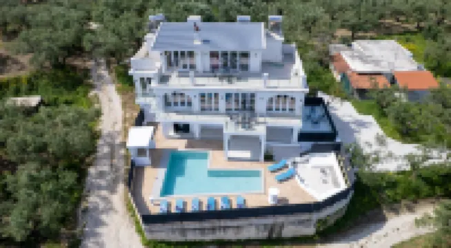 Gigi Star Luxury ApartVilla with Pool, Panoramic Sea View