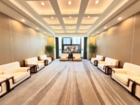 Dingzhou Xiangjiang Wanda Yuehua Hotel Hotels in Dingzhou