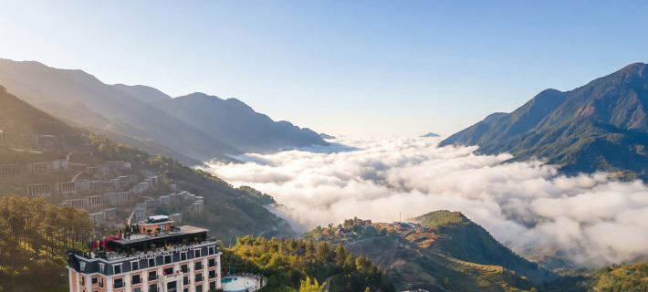 DeLaMont Sapa Hotel - Hill Serenity Retreat Hotels in Sapa