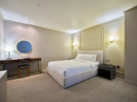 クィーンベル ホテル