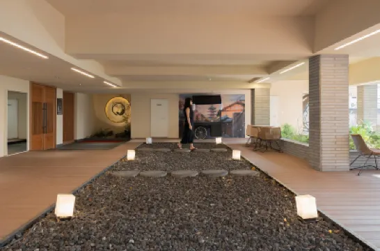 登巴斯塔萬德旅館 鄰近石佛寺的酒店