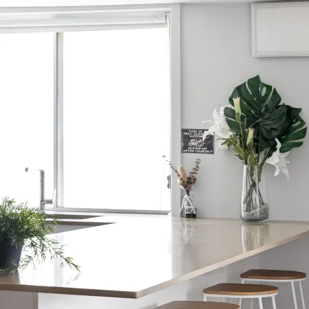 Light & Simple Rooms in Convenient Peakhurst Location