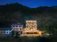 Tonglu Shuli · TREE VILLA · Mountain View Resort Homestay Hotels near Shishe Village