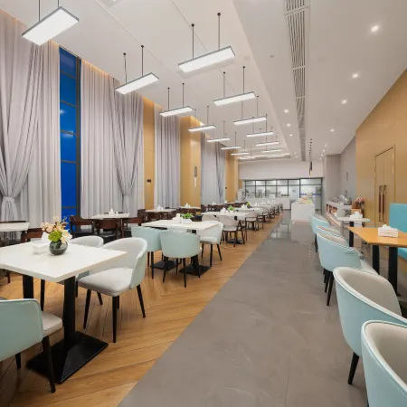 Baise Jiantong Yue Hotel (High-speed Railway Station)