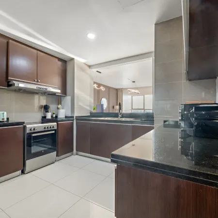 Silkhaus | Marina Heights