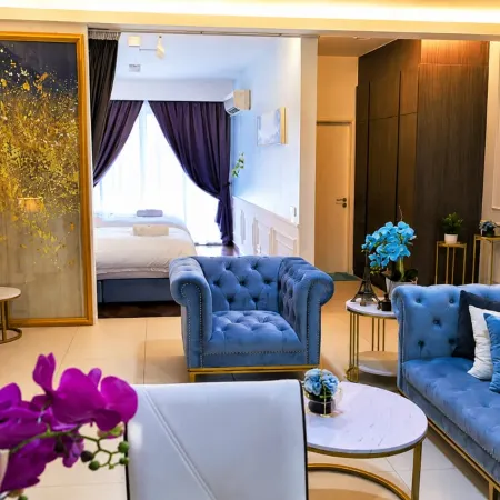 ROYAL Luxury Seaview Room, 3 minute  to Gurney