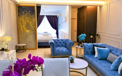 ROYAL Luxury Seaview Room, 3 minute  to Gurney โรงแรมใน