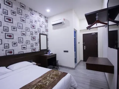 Islander Lodge by LWE Hotel dekat Museum Kamera
