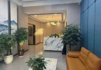 儷人江畔假日飯店 - 新開幕