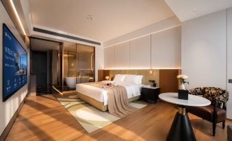 Jiangmen LOFEI Luofei Design Hotel (XinhuI Mingyuan Xintiandi Plaza)