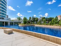 Sirius Town Apartment with Pool, Spa & Gym Near Beach & Mall - สระว่ายน้ำส่วนตัว