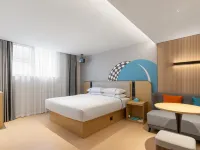 City Comfort Inn Hotel (Guiyang Penshui Pool Jiaxiu Tower) 취웨이 파빌리온 주변 호텔
