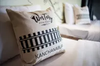 Westory Design Poshtel - parking