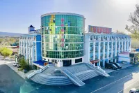Jincheng Holiday Hotel (Burqin Hedi night market) - Park Yeri