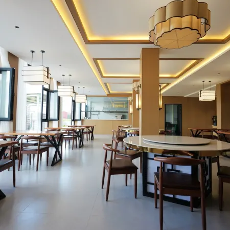 Shunhe Elegant Residence (Fengning Bashang Grassland China Horse Town)