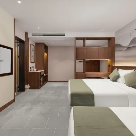 Liuchixiang Rezen Blossom Hotel