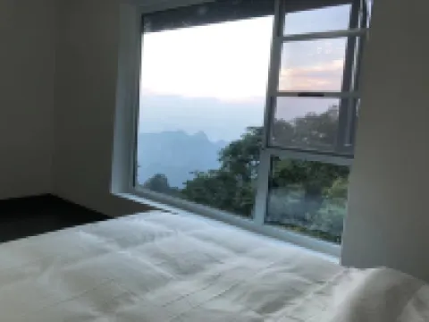 Wudang Mountain Hidden Mountain Residence Inn