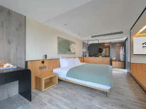 Trip.com Group Country Retreats (Fujian Yongtai Chixi)