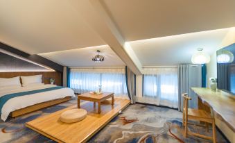 Urumqi Qiqi Jiyou Hotel