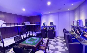 Yuquan Jinshushu E-sports Hotel