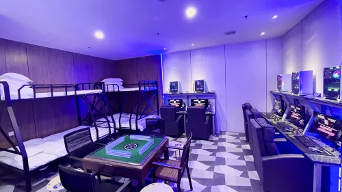 Jinchancha E-sports Homestay (Wuliying Subway Station)