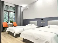 Yushang City Select Hotel (Guanzhong Park Branch) Hotels near Jiangxinzhou Binhe Park