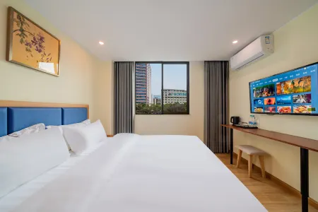 Quanhui Hotel (Guangzhou Tianhe Tiyu West Road Subway Station)