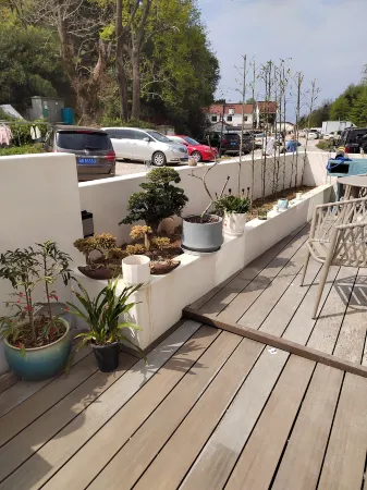 Jiuhuashan Benxin Yushe Homestay (Huachengsi Temple) Отели рядом с достопримечательностью «Zhiyuan Chenxi»