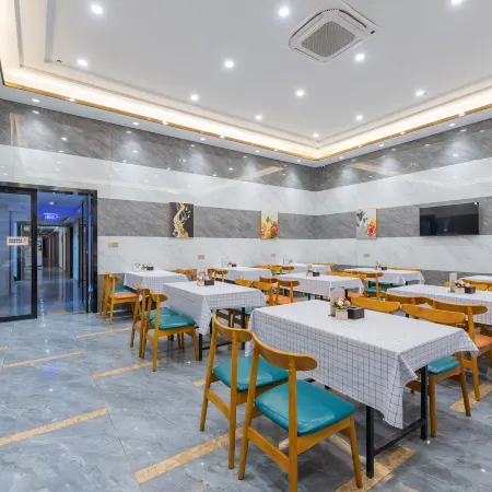 Magnolia Hotel (Taixing Huangqiao Ancient Town Dadao Dream City Branch)