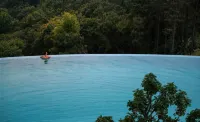 Tengchong Yuebo Banshan Hot Spring Resort