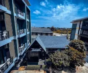 Siva Royal Hotel Hotels near Wat Tha Sampao Tai