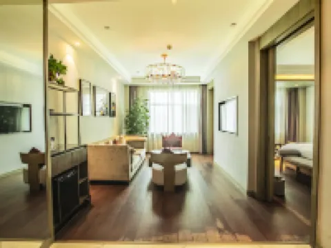 Nuosang Zhouji Hotel Hotels in Hezuo