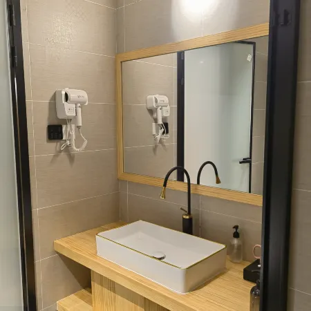 Hangzhou Wangyue Smart Hotel
