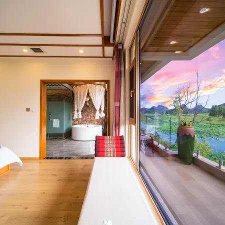 Shui Zhi Pan Lake View Inn