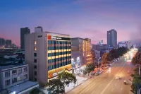 Qianna Hotel (Railway Station) Hotels in Shenqiu County