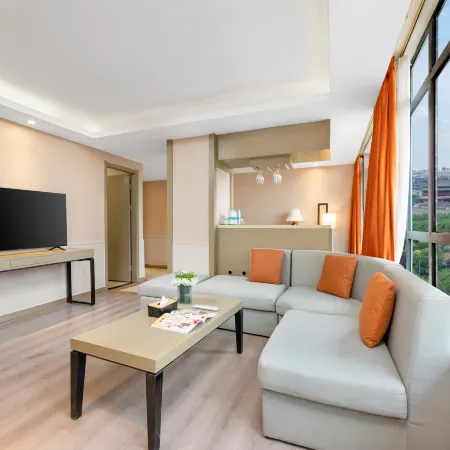 Chengyu Chenghao Hotel (Xi'an Bell and Drum Tower Yongningmen Metro Station Branch)